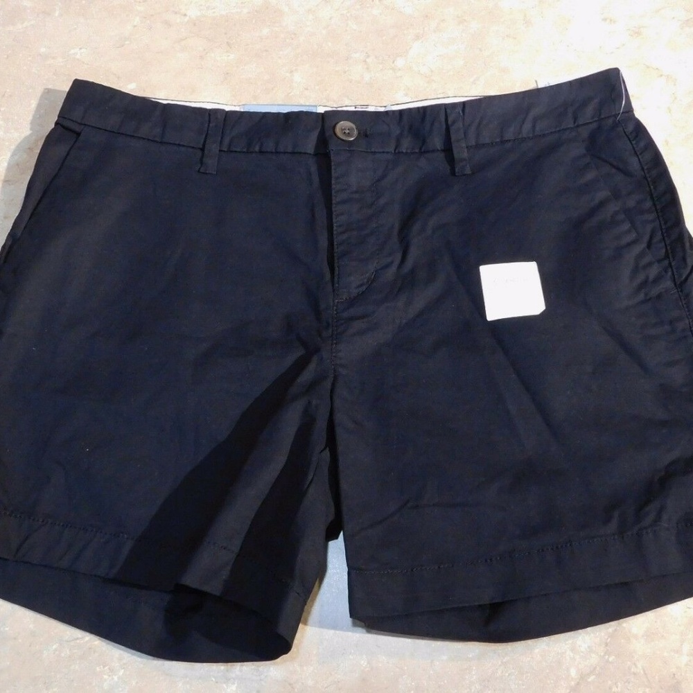 Old Navy Black Cotton Twill 5" Length Shorts 10
